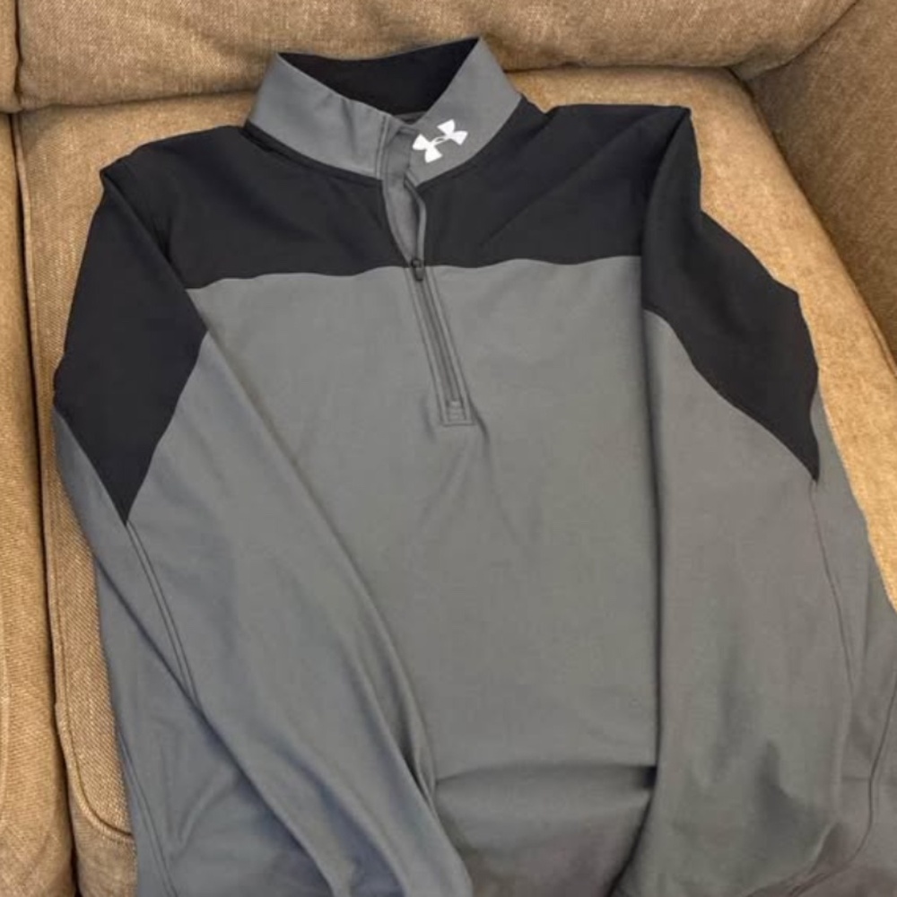 Under Armor 1/4 Zip Fitted Pullover